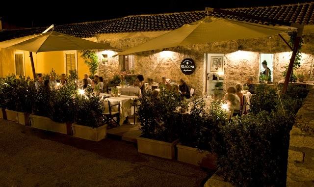 Ristorante Giagoni in piazza