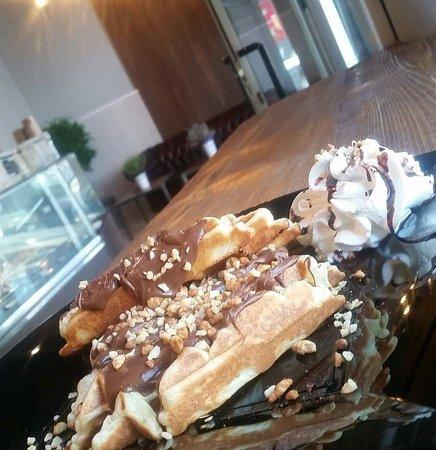 Dolce Gelateria Artigianale