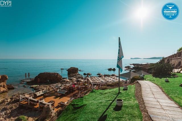 Riservato Beach Bar