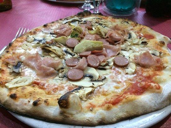 Pizzeria Paluna Di Figus E