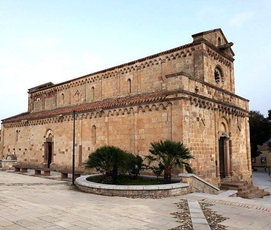 Cattedrale di Santa Maria di Monserrato