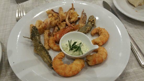 El Faro Hotel Restaurant